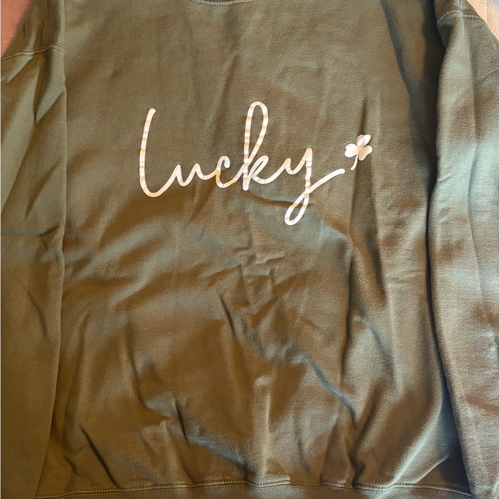 Green 'Lucky' Gildan Sweatshirt